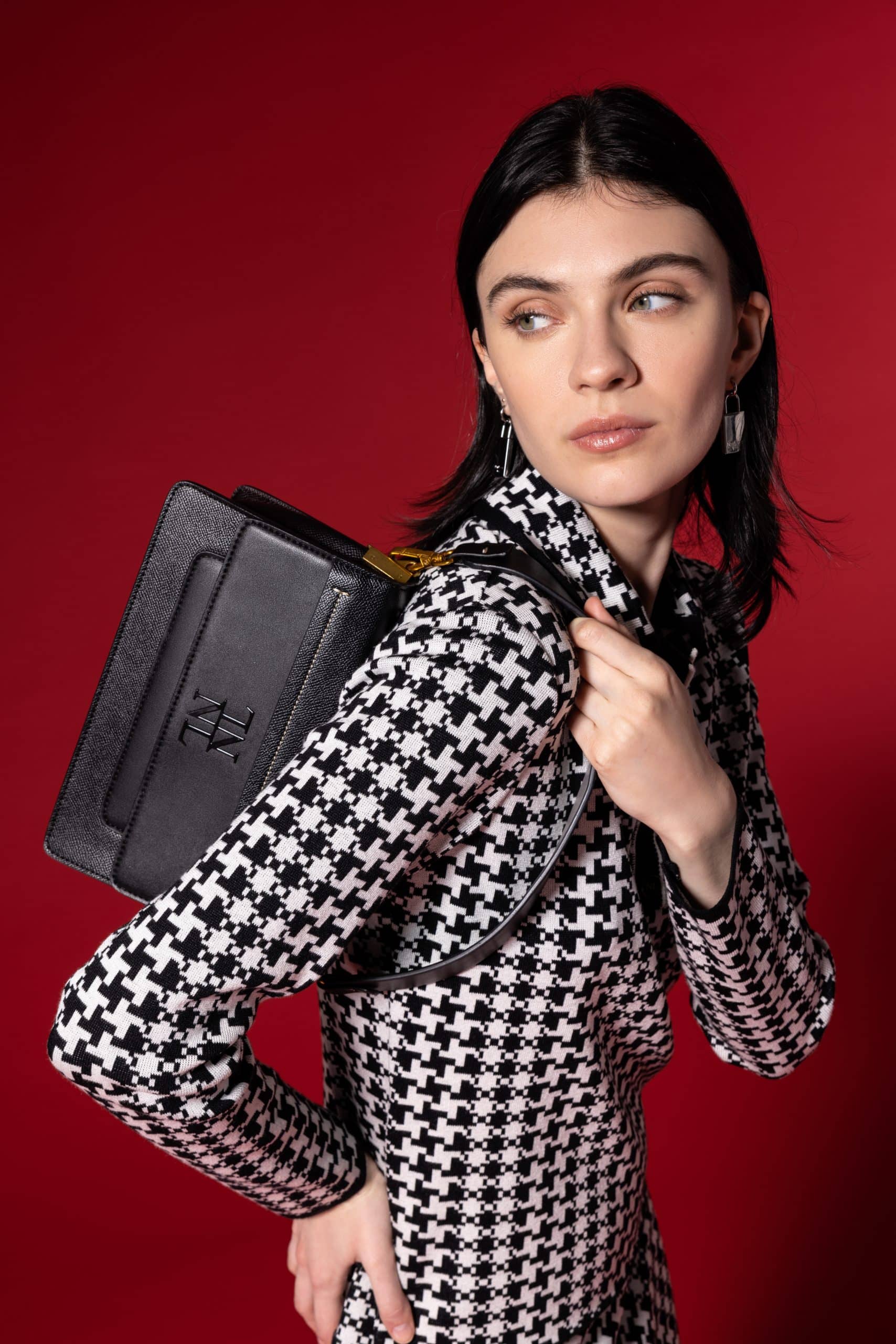 7f2a1d9cc271a332038cb6cf174306ddb0a0c93b (1)